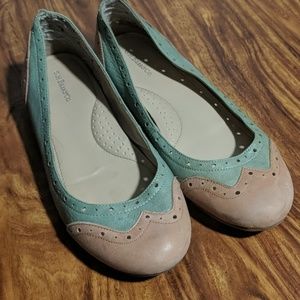 Gently worn GH Bass ballet flats